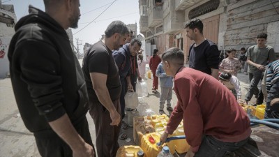 Abluka altındaki Gazze’de su krizi sürüyor